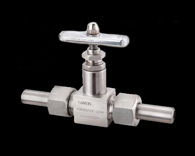 External threaded needle valve